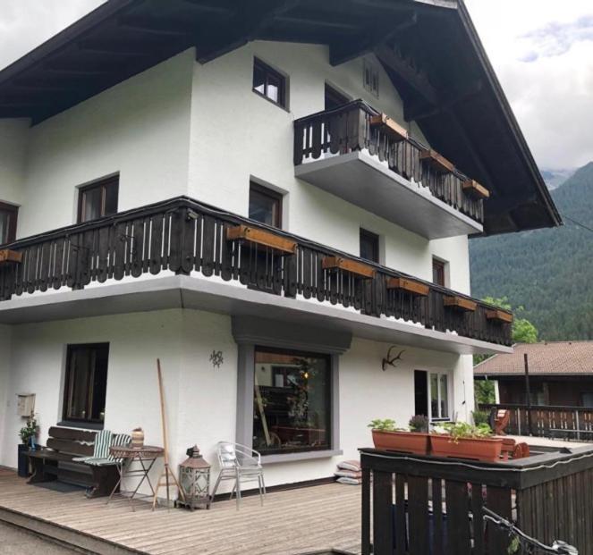 Gaestehaus Schmitt Lähn Exteriör bild